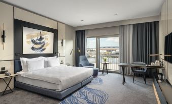 Crowne Plaza - Istanbul Tuzla Viaport Marina, an IHG Hotel - Housity
