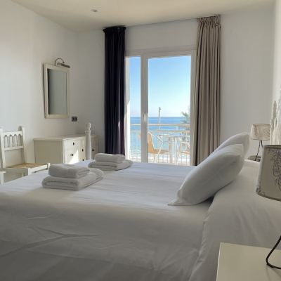 Superior Double or Twin Room with Terrace with Sea View