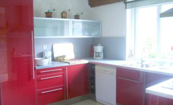 House with 2 Bedrooms in Lunas, with Wonderful Mountain View and Enclosed Garden