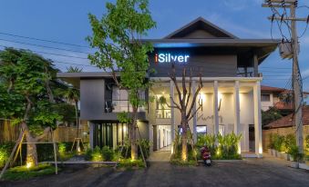 ISilver Hotel