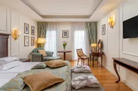 Hotel President Solin Hotels in 