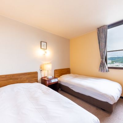 ツインルーム OYOホテル トラベルイン 信州中野 クーポン