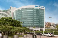 Wyndham Guayaquil Puerto Santa Ana Hotel a 