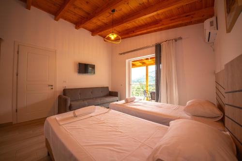 山景三人间 - 带阳台