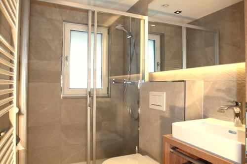 一卧室公寓（带阳台）