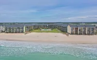 Ocean View, Pool & Easy Beach Access!