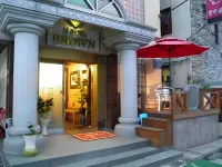 Brown Hotel