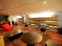 Kangaroo Inn
