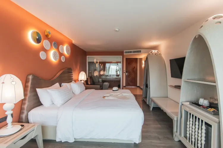 Twin Room With Partial River View