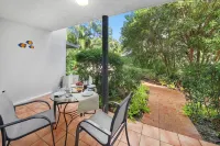 Chez Noosa Holiday Apartments Hotels in 