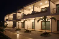 Marena Suites & Apartments Hotele w: 