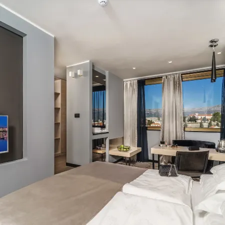The View Luxury Rooms