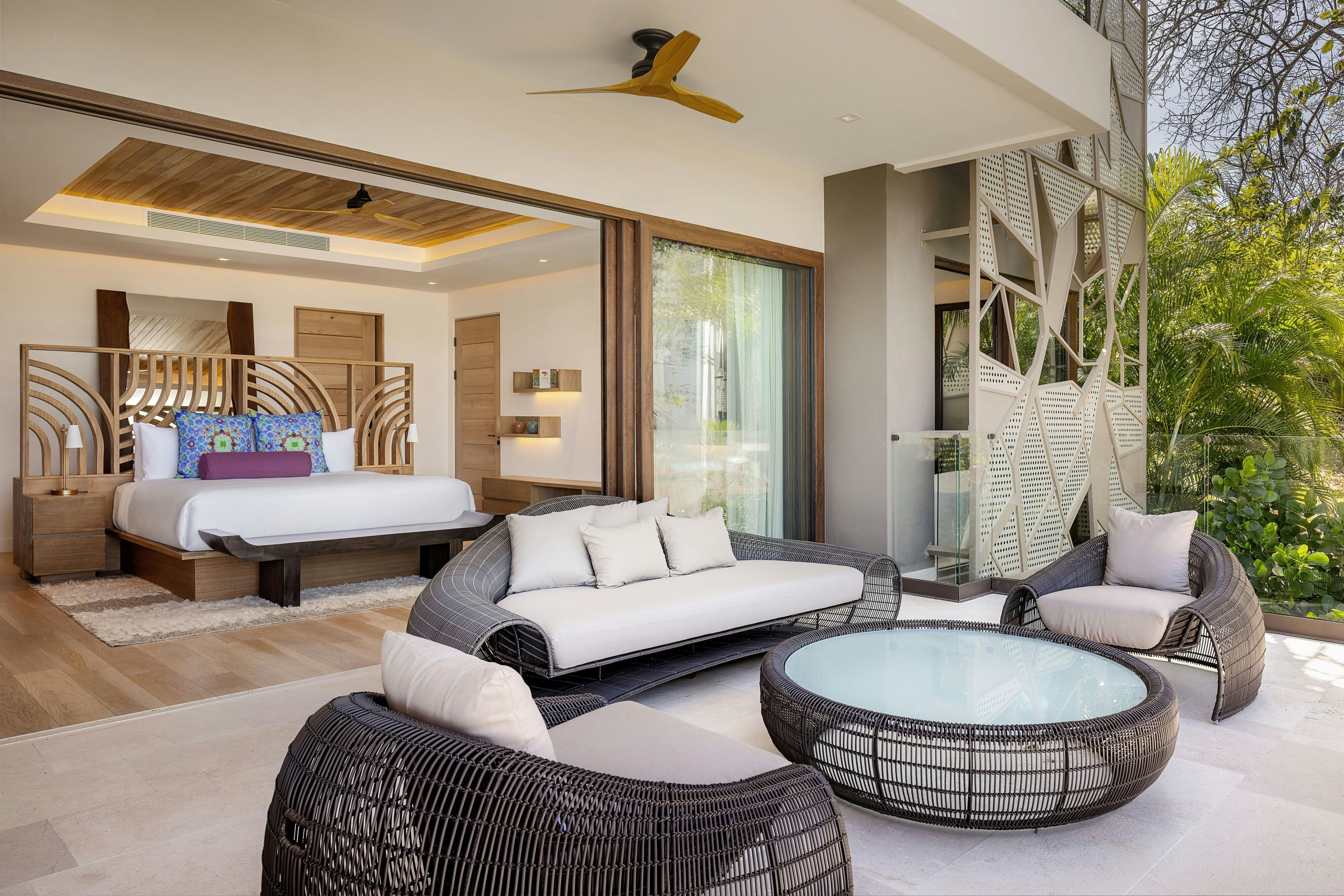 四臥室公寓，海景，私人泳池