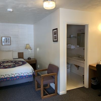 Queen Room Chief Motel Promo Code