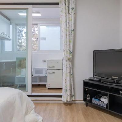 룸 305 (1동) 몽산포 파인 펜션 태안 쿠폰