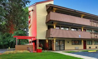 Red Roof PLUS+ Atlanta - Buckhead