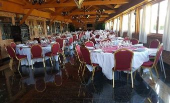 Hostal Sierra de Gredos - Housity