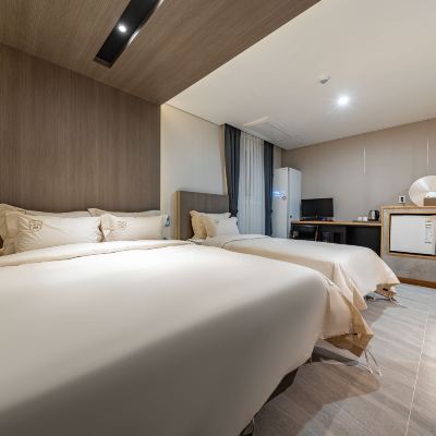 트윈룸 (트윈 침대, 모든 방에 고급 퍼그 PC 설치, 월풀 욕조) Yangju Latte Hotel (drive-in in all rooms) 쿠폰