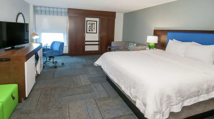 Hampton Inn Metairie Room