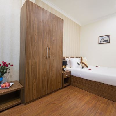 Standard Double Room without Window Spoon Hotel Promo Code
