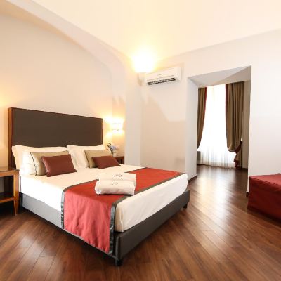 Superior Triple Room Decumani Hotel de Charme Promo Code