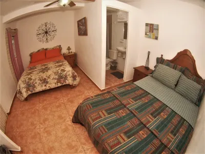 Hostal Casa Blanca Hotels in 