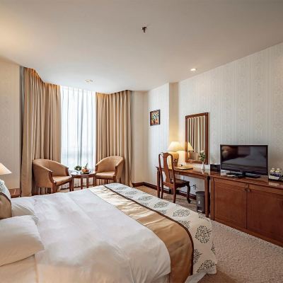 豪華雙人床房 新山一西貢酒店優惠