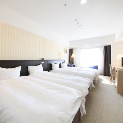 [禁煙]スタンダードフォーベッド ★ 4シングルベッド ★[クワッドルーム][禁煙] クインテッサホテル佐世保 クーポン