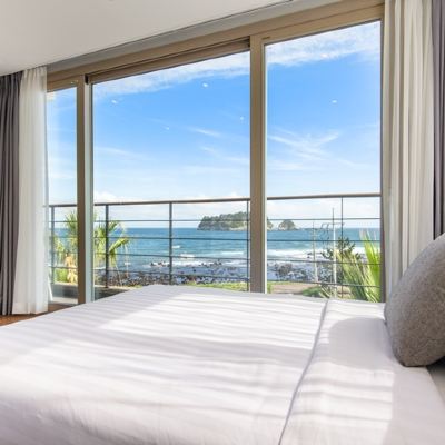 [본관] 파노라마 스위트 (바다 전망) 더 그랜드 섬오름 쿠폰