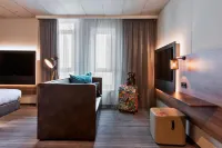 Moxy Frankfurt East Hotels in 