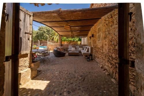 Cugulutx Villa With Garden View