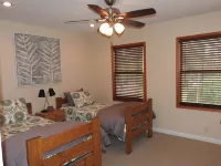 A-Loft, a beautifully appointed one bedroom apartment Hotels in 