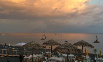 Hotel Il Girasole - Housity