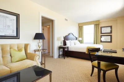 Hotel Settles Hotels in 