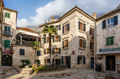 Hotel Monte Cristo Hotels in 