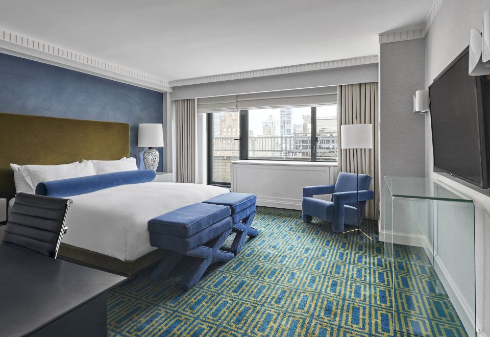 Loews Regency New York HotelClassic 1970's 2-Bedroom Apartment Suite