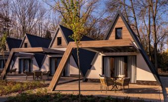 Donautica Hotel & Restaurant - Housity