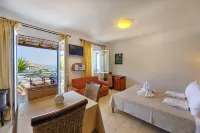 Sunrise Beach Suites