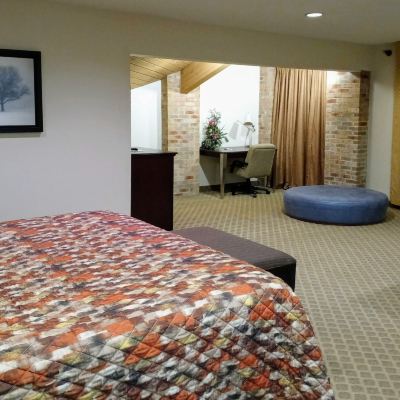 King Room with Jetted Tub-Non-Smoking Country Hearth Inn & Suites Kenton Promo Code