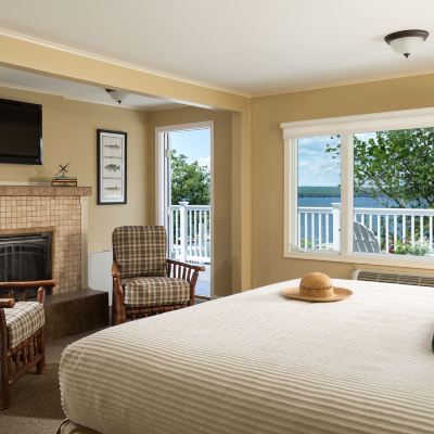 Luxury King Suite Silver Birches Promo Code