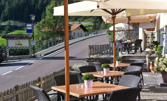 Hotel Gallia - Housity