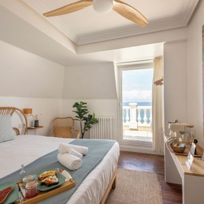 Design Double Room, Private Bathroom, Sea View Far Out Inn Promo Code