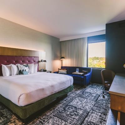 Deluxe King Room-Accessible Hotel Rock Lititz Promo Code