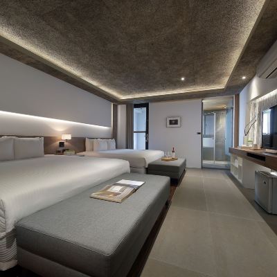 Deluxe Queen Room with Two Queen Beds Laurel Villa Promo Code