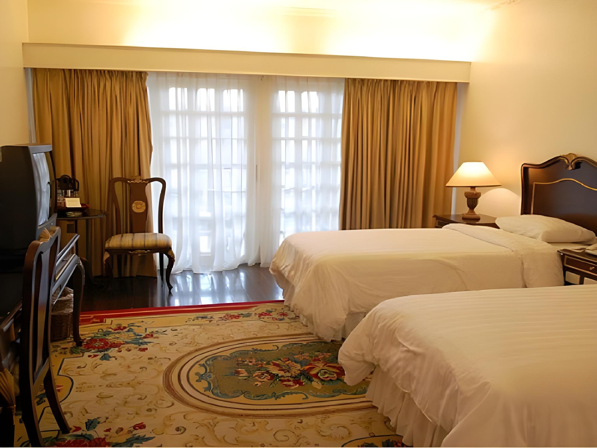 Fort Ilocandia Resort HotelStandard room