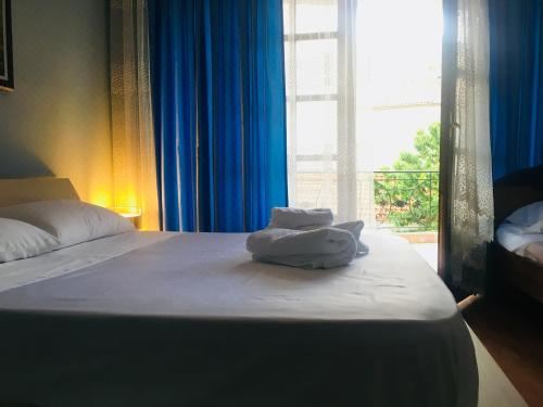 带阳台的三人房