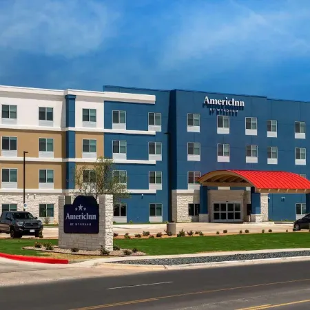 AmericInn by Wyndham Mountain Home Отели в г. Бакстер