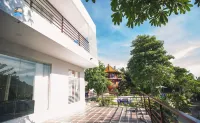 Legend Kep Resort Отели в г. 