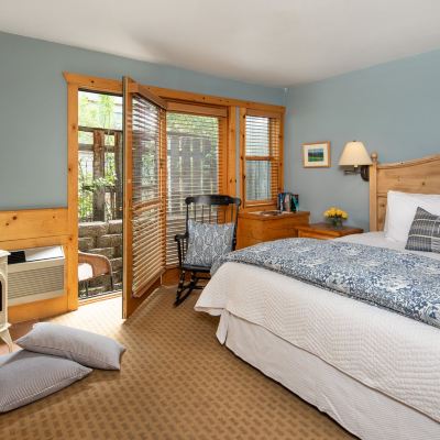 King Room The Alpine House Promo Code