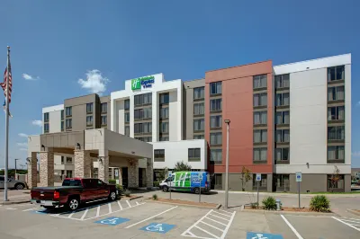 홀리데이 인 익스프레스 호텔 & 스위트 DFW 공항 남쪽 바이 IHG  호텔